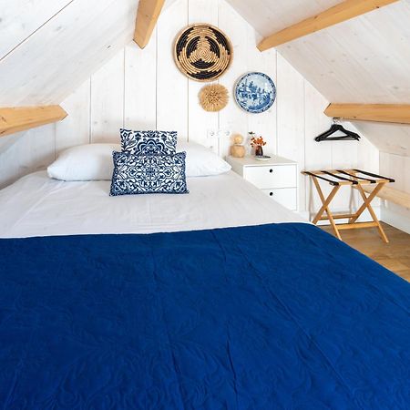 Luxury Chalets Monnickendam Bagian luar foto