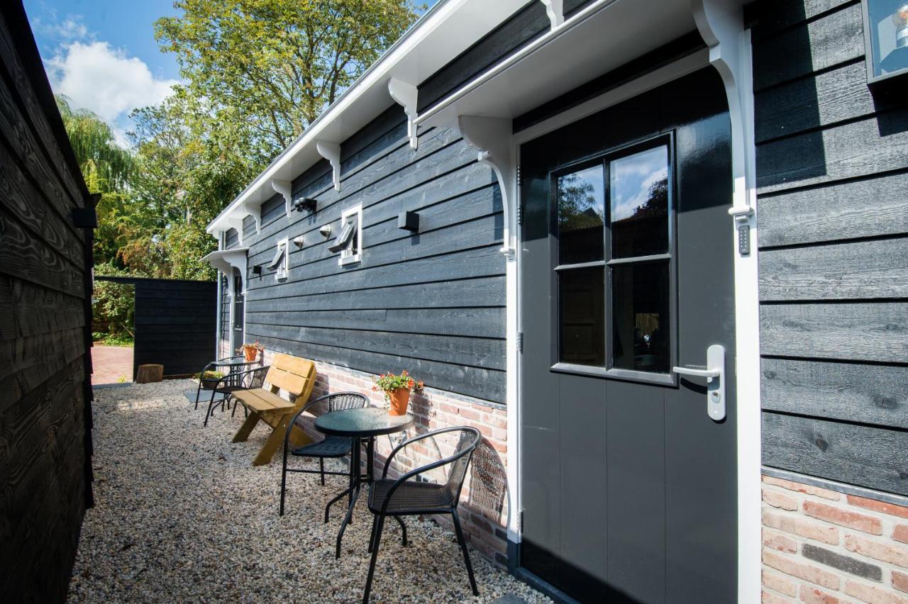 Luxury Chalets Monnickendam Bagian luar foto