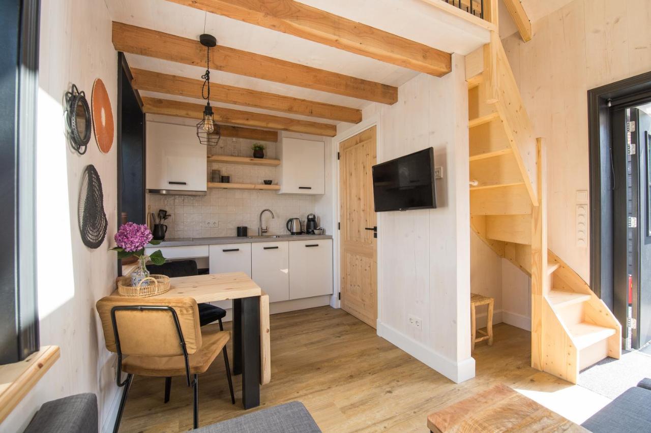 Luxury Chalets Monnickendam Bagian luar foto