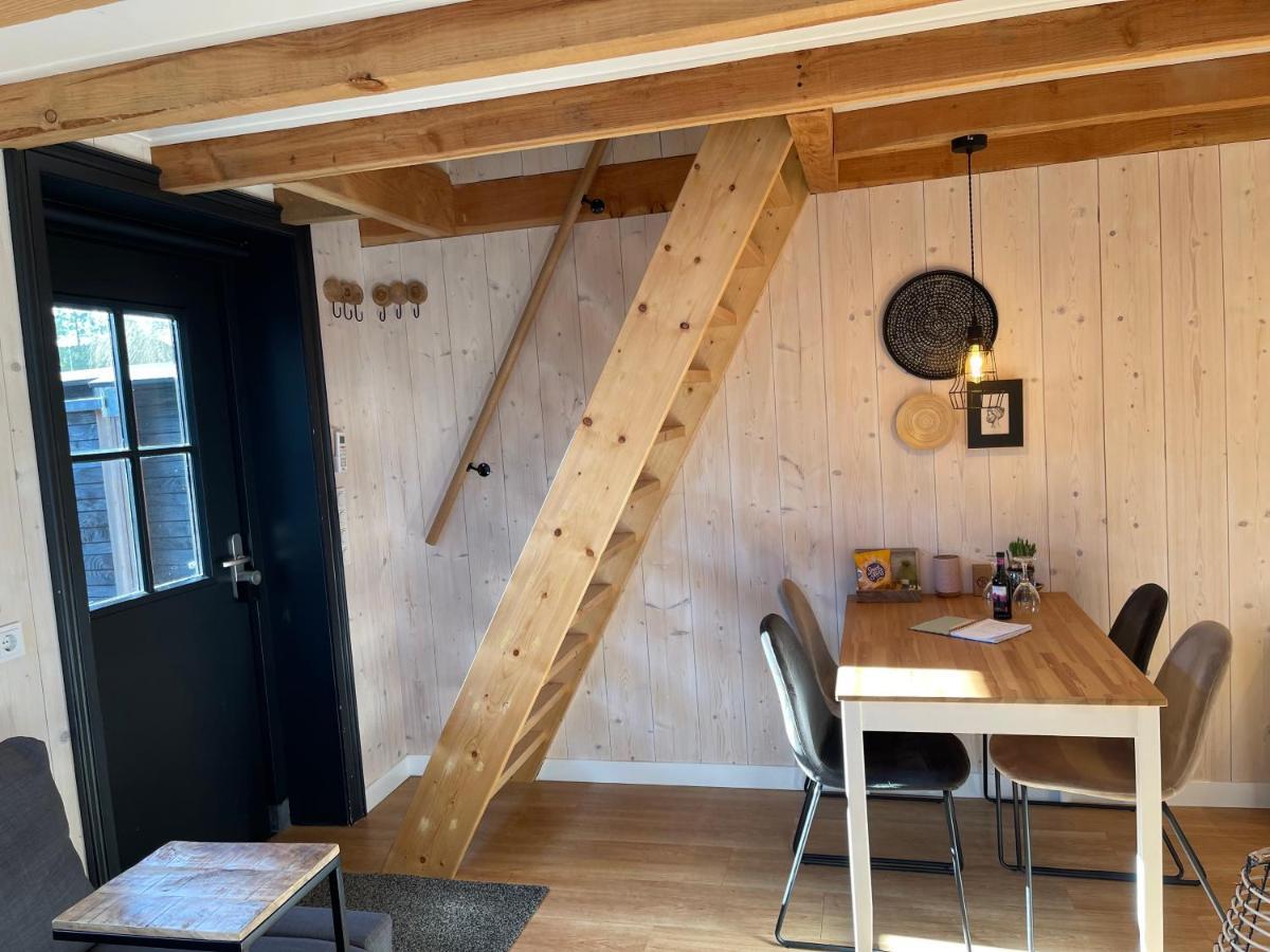 Luxury Chalets Monnickendam Bagian luar foto
