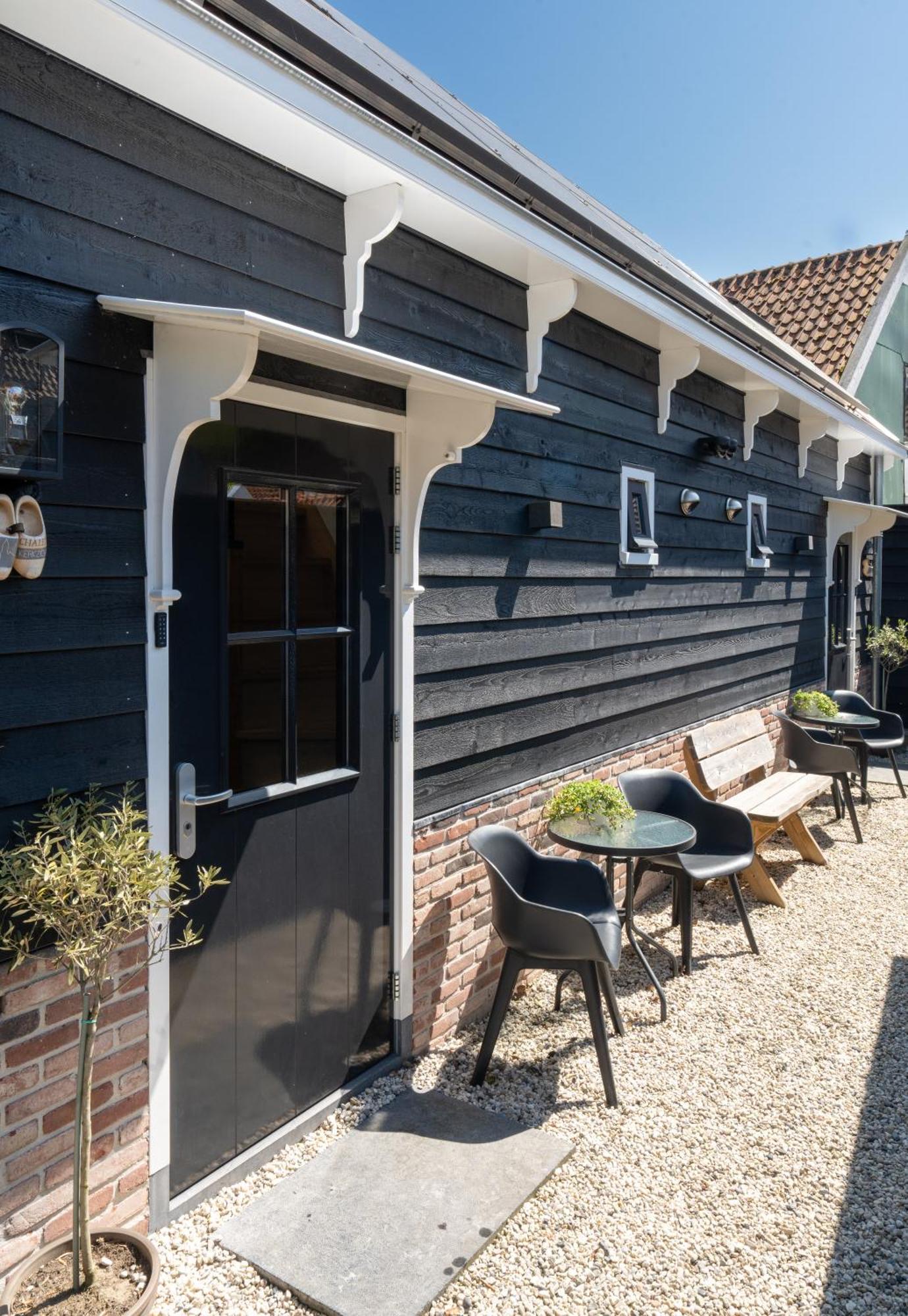 Luxury Chalets Monnickendam Bagian luar foto